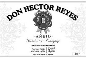 DON HECTOR REYES 100% DOMINICAN REPUBLIC RUM DR -AÑEJO- HECTOR REYES NONE GENUINE WITHOUT MY SIGNATURE